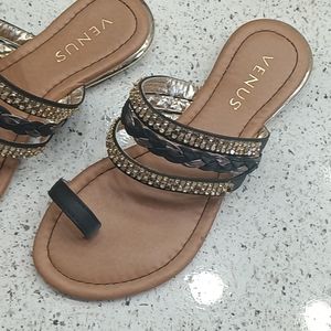 Venus 6.5 Toe Ring Sandals